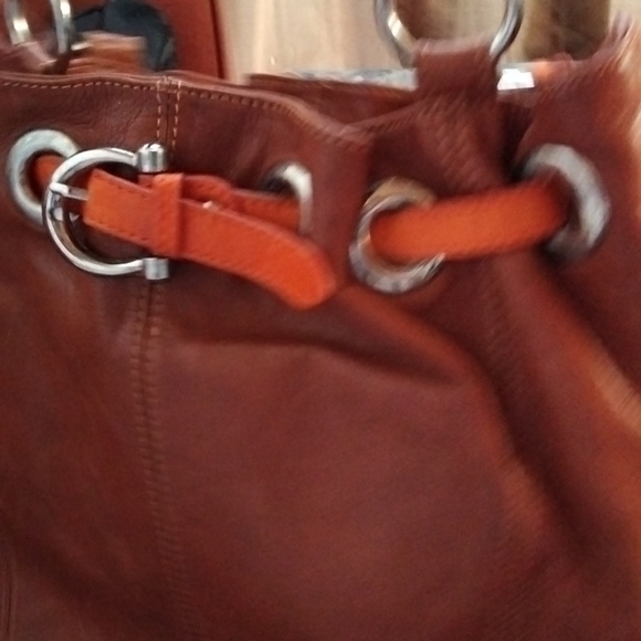 Iam selling a tote bag - Picture 4 of 8